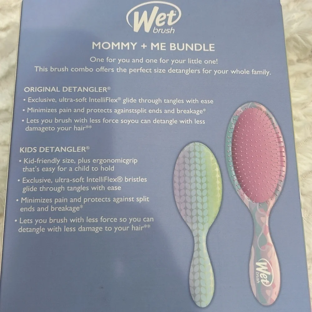 Brand new WetBrush Pro Detangler mommy & Me Pearl Bundle 2 brushes pink/purple